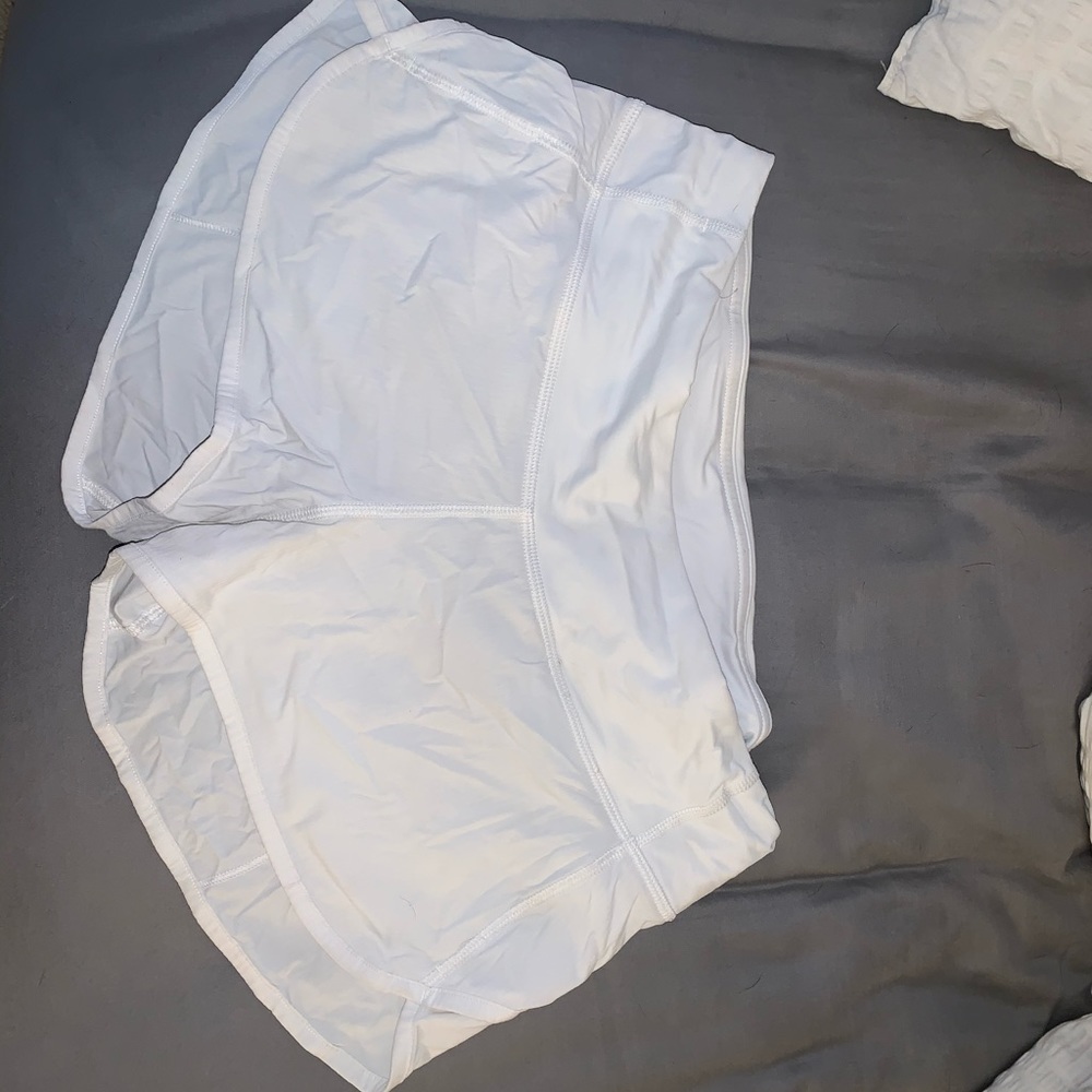 Lululemon Speed Up Shorts 2.5”